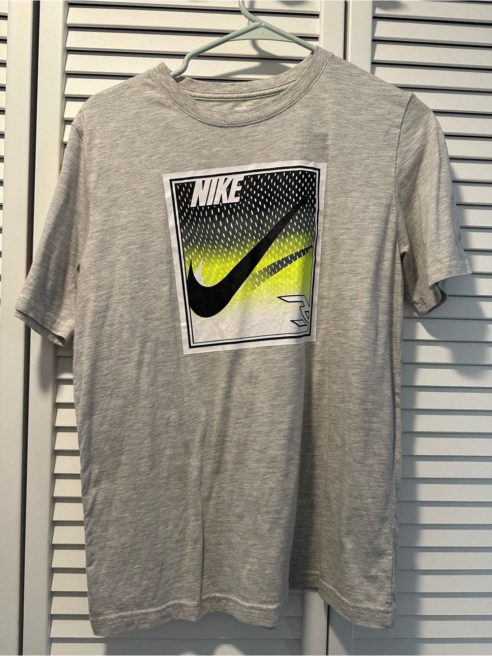 Nike Boy’s Gray Graphic Swoosh T-Shirt with Neon Accent
